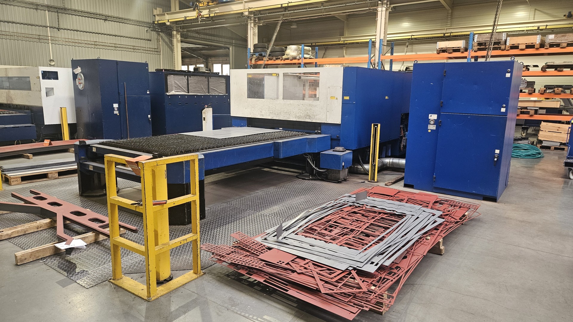 Laser TruLaser 3030 - model TruFlow 3200